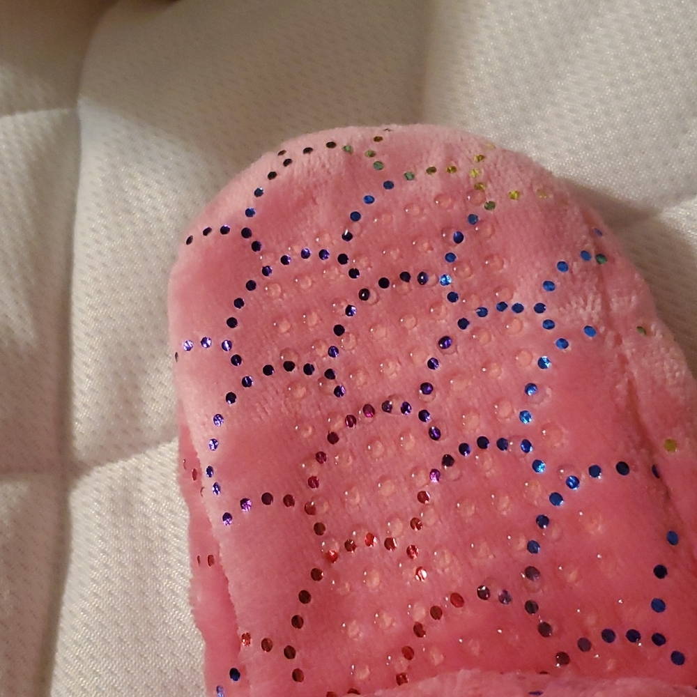 Girls Cozy Slippers - Picture 5 of 6